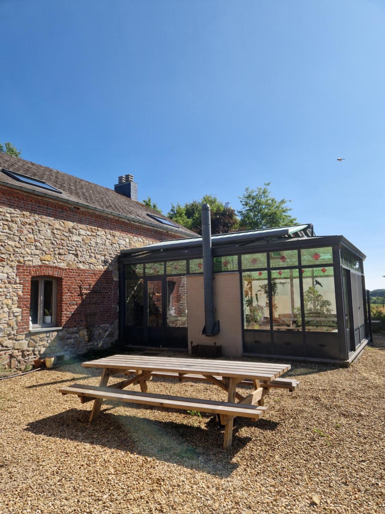 Habitat Bed & Breakfast Momignies Екстериор снимка