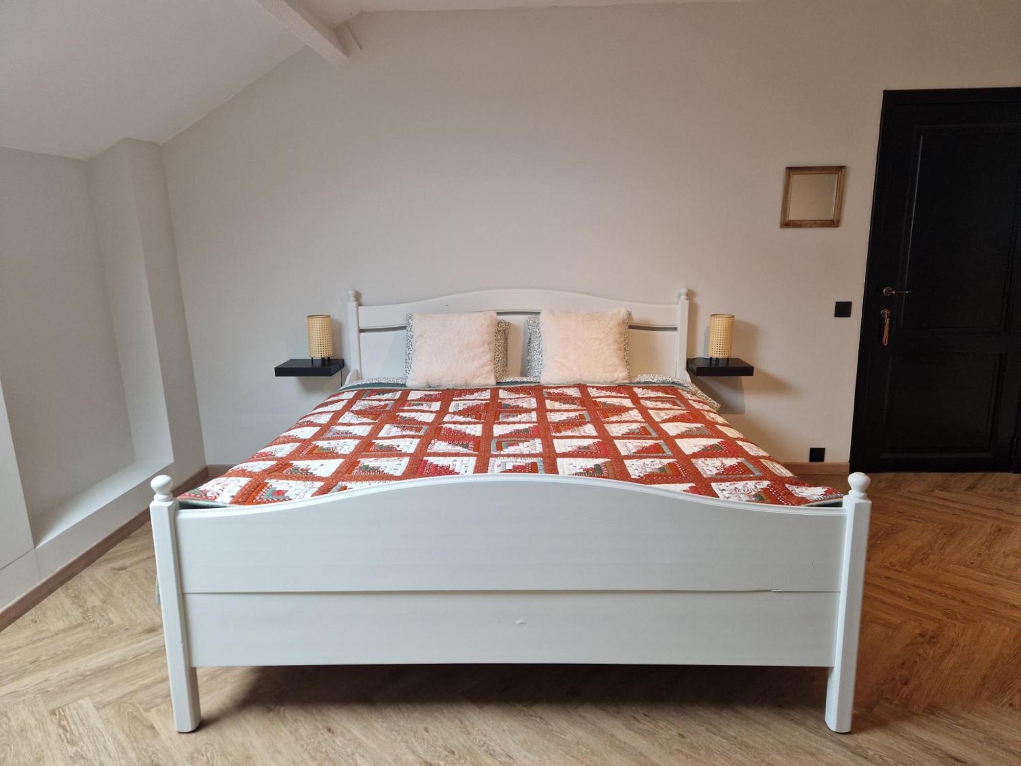 Habitat Bed & Breakfast Momignies Екстериор снимка