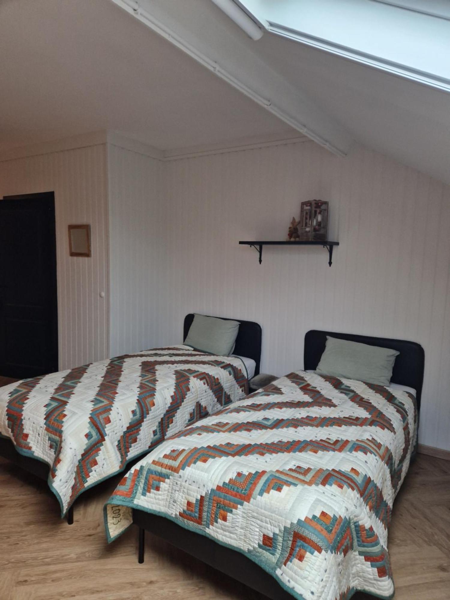 Habitat Bed & Breakfast Momignies Екстериор снимка